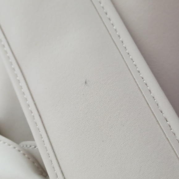 Monos Metro Duffel Vegan Leather New - Picture 7 of 16